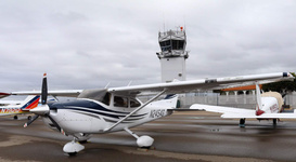 2005-cessna-182t-g-1000-nav-iii-n2454g-extern.jpg